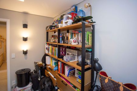 Apartamento à venda com 82m², 3 quartos e 2 vagasQuarto 2