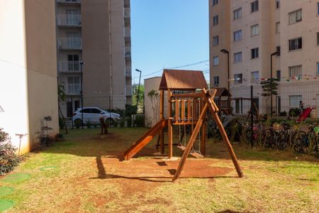 Apartamento para alugar com 27m², 1 quarto e sem vaga Apartamento para alugar com 27m², 1 quarto e sem vagaÁrea comum - Playground