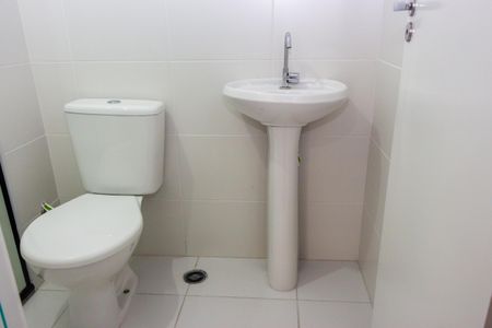 Apartamento para alugar com 27m², 1 quarto e sem vaga Apartamento para alugar com 27m², 1 quarto e sem vagaBanheiro