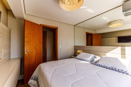 Apartamento à venda com 102m², 2 quartos e 2 vagasSuíte