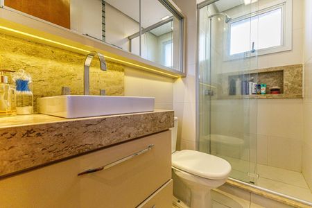 Apartamento à venda com 102m², 2 quartos e 2 vagasBanheiro da Suíte