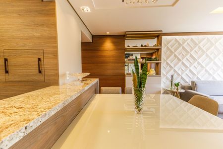 Apartamento à venda com 102m², 2 quartos e 2 vagasSala