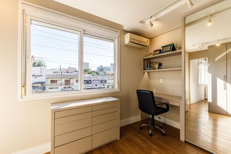 Apartamento à venda com 102m², 2 quartos e 2 vagasSuíte