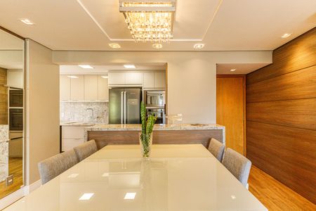 Apartamento à venda com 102m², 2 quartos e 2 vagasSala