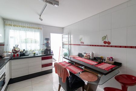 Casa à venda com 111m², 3 quartos e 4 vagasCozinha