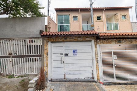 Casa à venda com 111m², 3 quartos e 4 vagasFachada - Placa