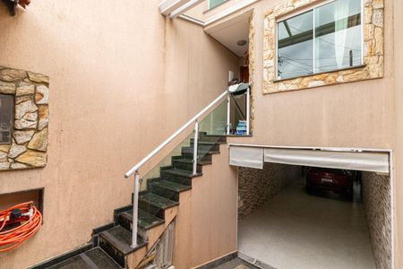 Casa à venda com 111m², 3 quartos e 4 vagasEntrada