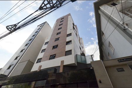 Apartamento à venda com 45m², 1 quarto e 1 vaga Apartamento à venda com 45m², 1 quarto e 1 vagaFachada
