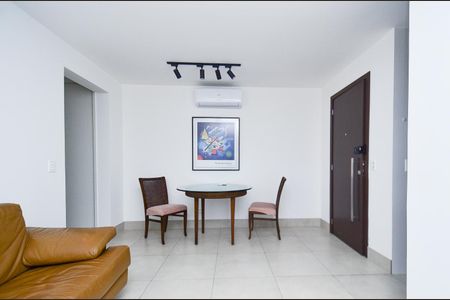 Apartamento à venda com 45m², 1 quarto e 1 vaga Apartamento à venda com 45m², 1 quarto e 1 vagaSala