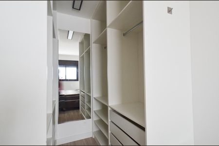 Apartamento à venda com 45m², 1 quarto e 1 vaga Apartamento à venda com 45m², 1 quarto e 1 vagaCloset