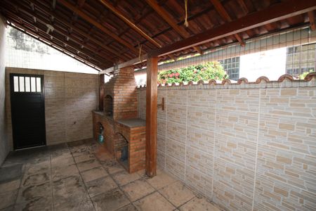 Casa à venda com 69m², 2 quartos e sem vagaÁrea gourmet Churrasqueira