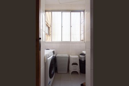 Apartamento à venda com 107m², 3 quartos e 1 vagaÁrea de Serviço