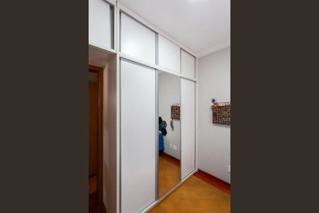 Apartamento à venda com 107m², 3 quartos e 1 vagaQuarto 3