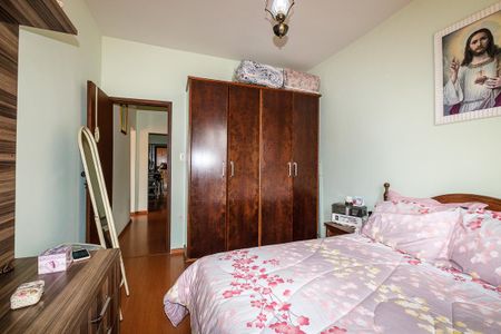 Casa à venda com 430m², 4 quartos e 2 vagasQuarto 3