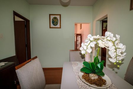 Casa à venda com 430m², 4 quartos e 2 vagasCopa