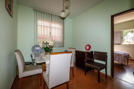 Casa à venda com 430m², 4 quartos e 2 vagasCopa