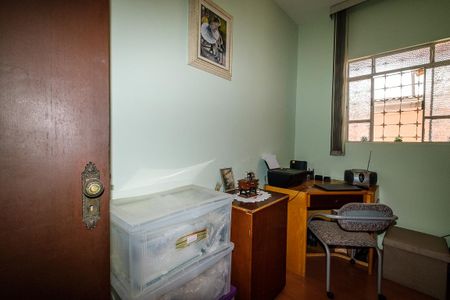 Casa à venda com 430m², 4 quartos e 2 vagasQuarto 2