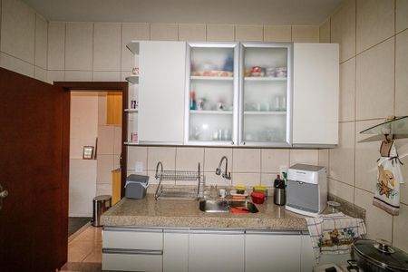 Casa à venda com 430m², 4 quartos e 2 vagasCozinha