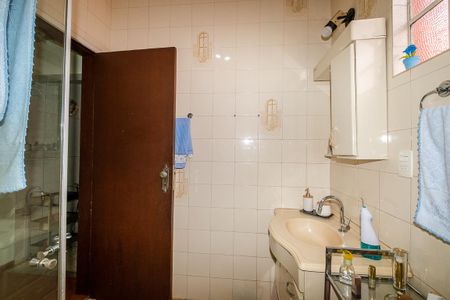 Casa à venda com 430m², 4 quartos e 2 vagasBanheiro