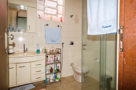 Casa à venda com 430m², 4 quartos e 2 vagasBanheiro