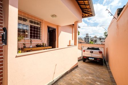 Casa à venda com 430m², 4 quartos e 2 vagasÁrea Externa