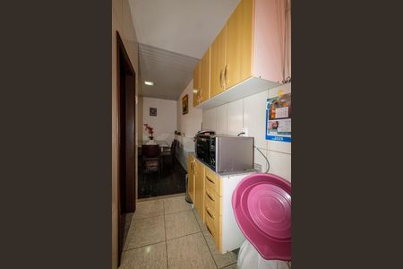 Casa à venda com 430m², 4 quartos e 2 vagasÁrea de Serviço