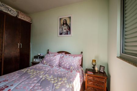 Casa à venda com 430m², 4 quartos e 2 vagasQuarto 3