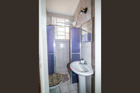 Casa à venda com 430m², 4 quartos e 2 vagasBanheiro 2