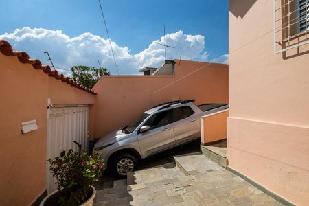 Casa à venda com 430m², 4 quartos e 2 vagasÁrea Externa