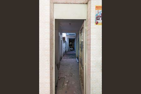 Casa à venda com 150m², 2 quartos e 2 vagasVaranda e garagem - Acesso lateral