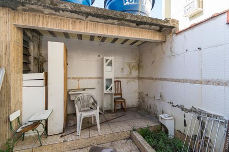 Casa à venda com 150m², 2 quartos e 2 vagasVaranda dos fundos