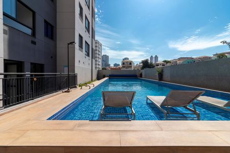 Apartamento à venda com 36m², 2 quartos e sem vagaÁrea comum - Piscina
