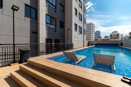 Apartamento à venda com 36m², 2 quartos e sem vagaÁrea comum - Piscina