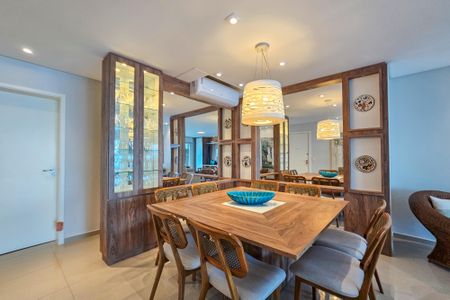 Apartamento para alugar com 206m², 4 quartos e 4 vagasSala