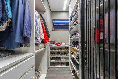 Apartamento à venda com 170m², 2 quartos e 3 vagasCloset do quarto 1