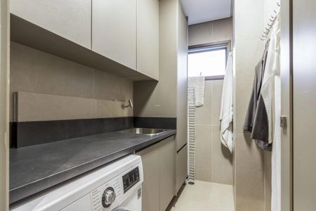 Apartamento à venda com 170m², 2 quartos e 3 vagasLavanderia