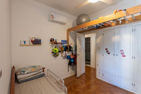 Apartamento à venda com 93m², 3 quartos e 1 vagaQuarto 2