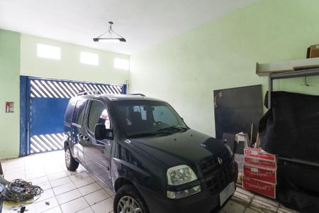 Casa à venda com 240m², 4 quartos e 2 vagasGaragem