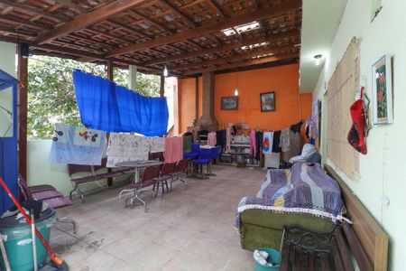 Casa à venda com 240m², 4 quartos e 2 vagasTerraço 1