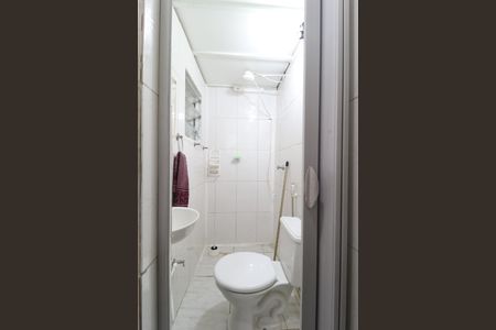 Casa à venda com 240m², 4 quartos e 2 vagasBanheiro 1