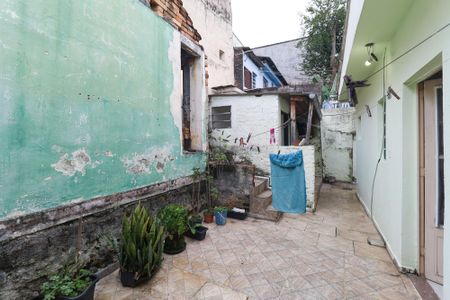 Casa à venda com 240m², 4 quartos e 2 vagasQuintal