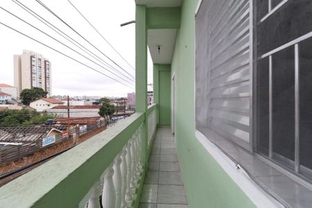 Casa à venda com 240m², 4 quartos e 2 vagasSacada Sala 1
