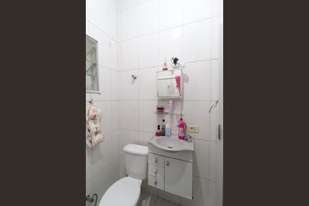 Casa à venda com 240m², 4 quartos e 2 vagasBanheiro da Suíte 2