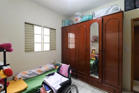 Casa à venda com 240m², 4 quartos e 2 vagasSuíte 3