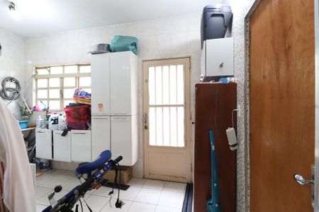 Casa à venda com 240m², 4 quartos e 2 vagasÁrea de serviço 2
