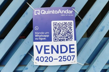 Casa à venda com 240m², 4 quartos e 2 vagasPlaca