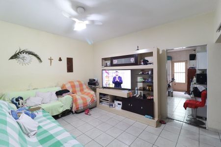Casa à venda com 240m², 4 quartos e 2 vagasSala 2