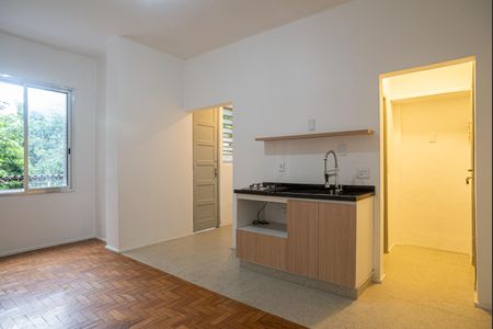 Studio para alugar com 32m², 1 quarto e sem vaga Studio para alugar com 32m², 1 quarto e sem vaga Sala