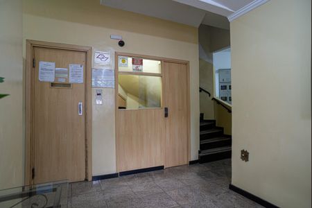 Studio para alugar com 32m², 1 quarto e sem vaga Studio para alugar com 32m², 1 quarto e sem vagaÁrea comum - Portaria