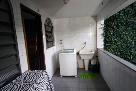Casa de condomínio para alugar com 300m², 3 quartos e 2 vagasÁrea de Serviço